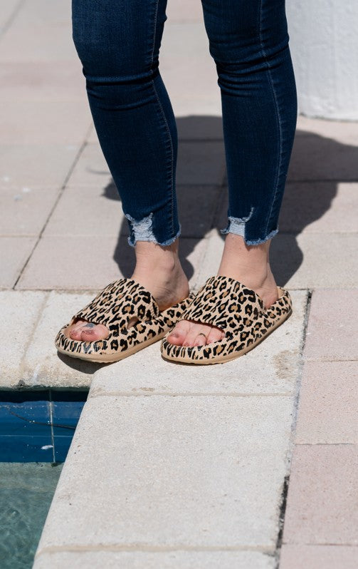 Brown Leopard Comfy Slides Sandals